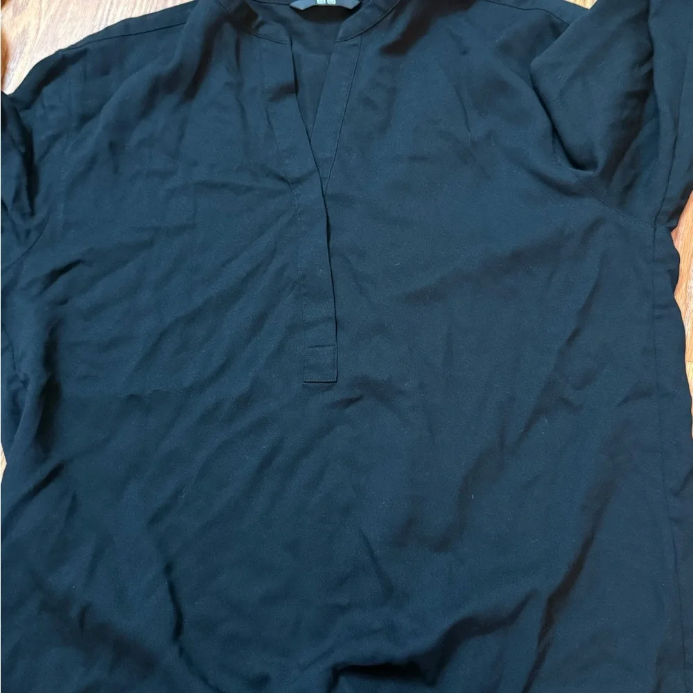 Uniqlo Black Long Sleeve Blouse - Picture 3 of 7